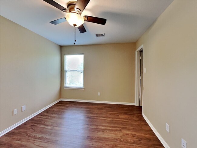 Building Photo - 13826 McKinney Creek Ln