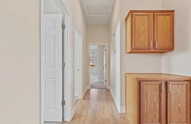 Building Photo - 1058 Chip Ct