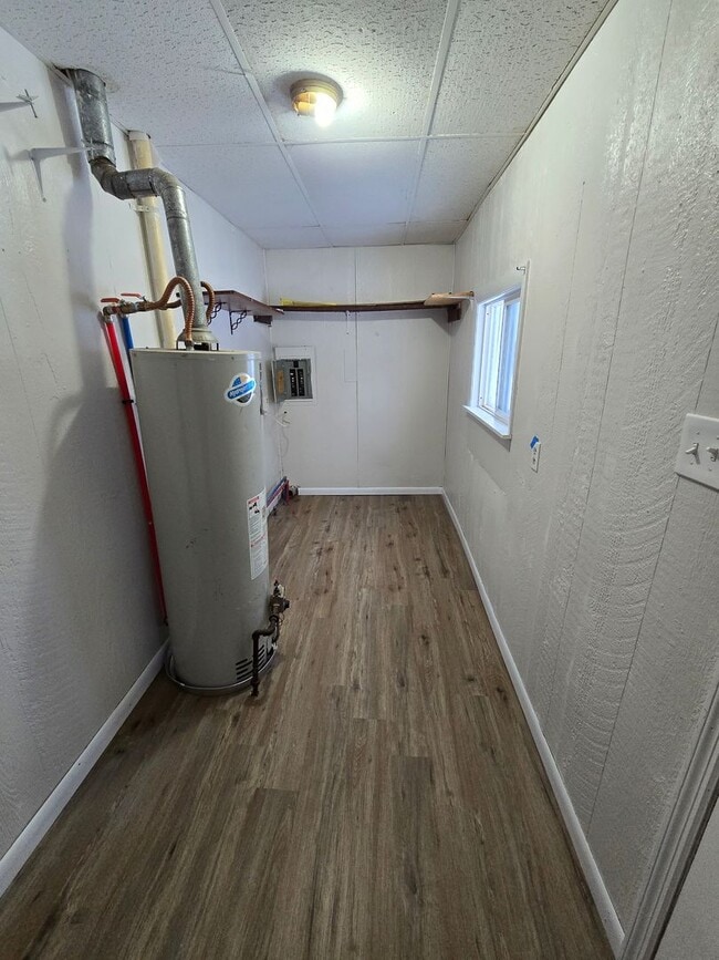 Building Photo - 2317 Richmond Ave