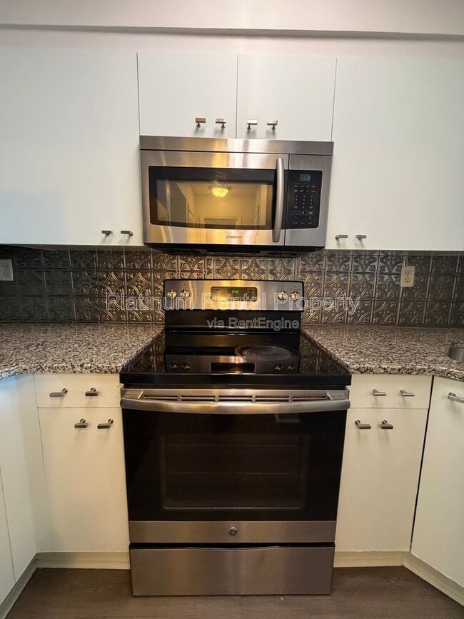 Building Photo - 2870 Pharr Ct S Northwest