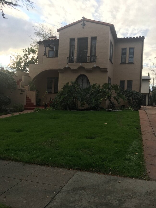 Building Photo - 1431 Allen Ave