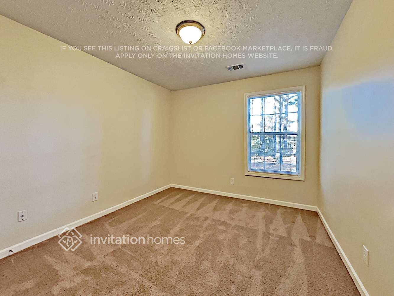 Building Photo - 740 Avening Ct