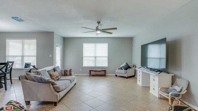 Building Photo - 12310 Red Maple Way