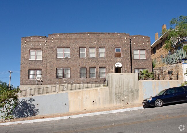 Building Photo - 201 W California