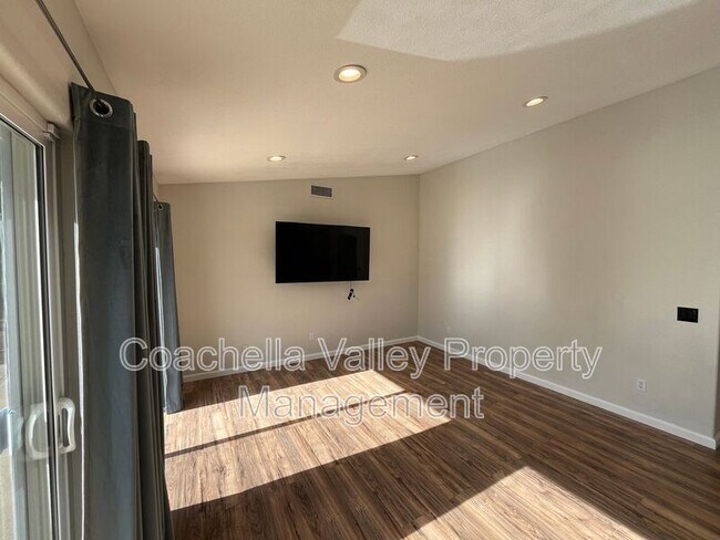 Building Photo - 69731 Willow Ln