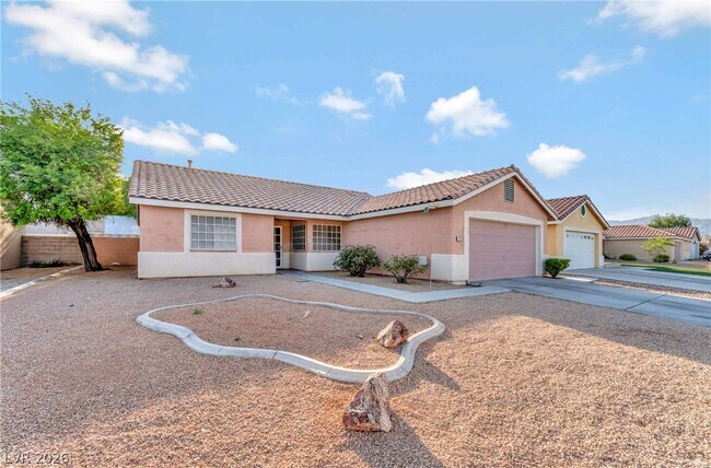Building Photo - 5321 N Padero Dr