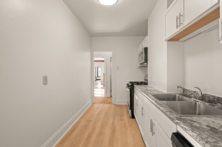 Building Photo - 3535 Lyndale Ave S