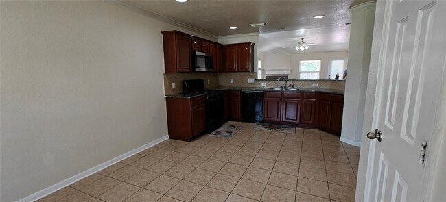 Building Photo - 11727 Forest Wind Ln