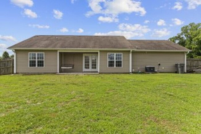 Building Photo - 302 Redemption Ct