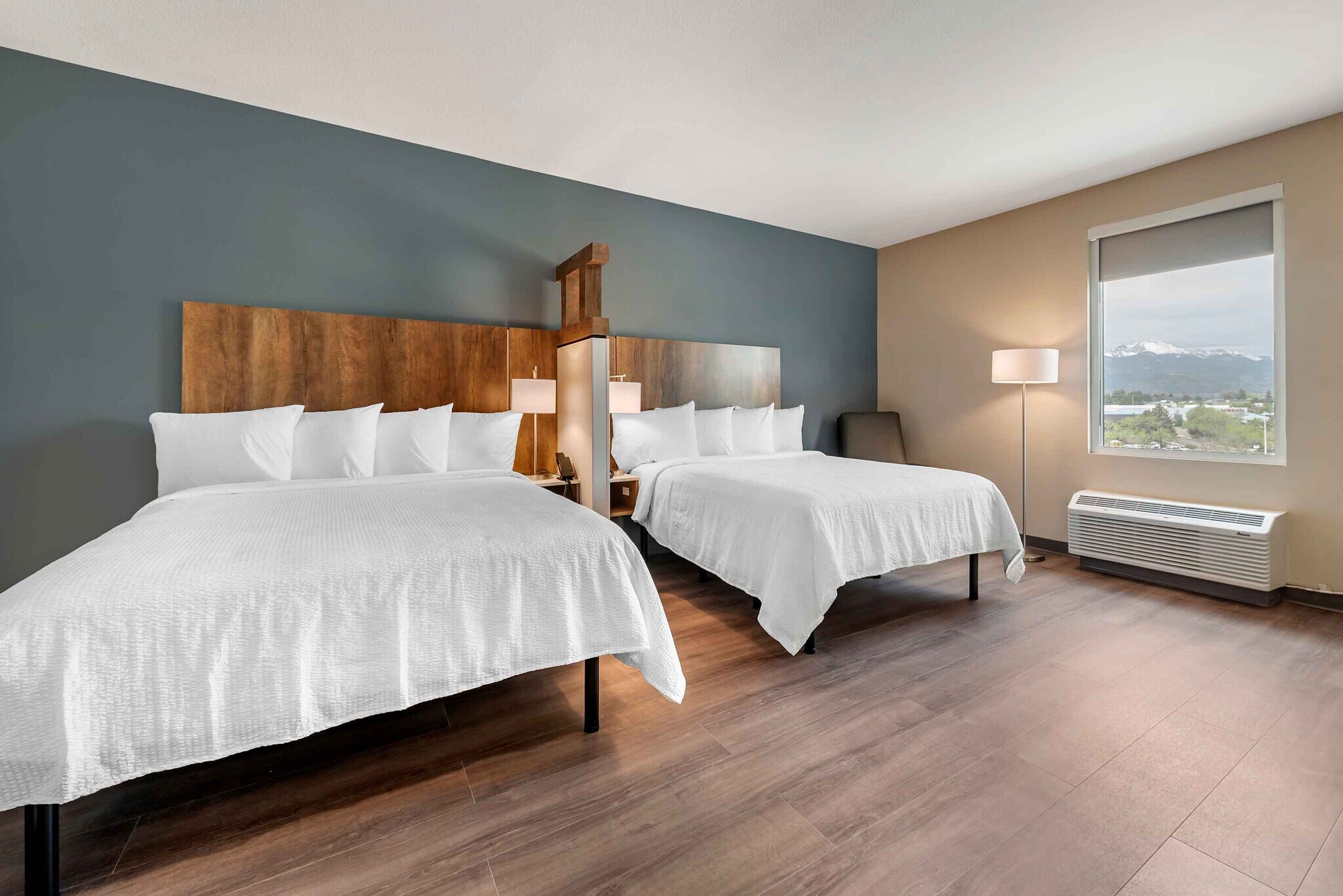 Building Photo - Furnished Studio-Colorado Springs - Center Park