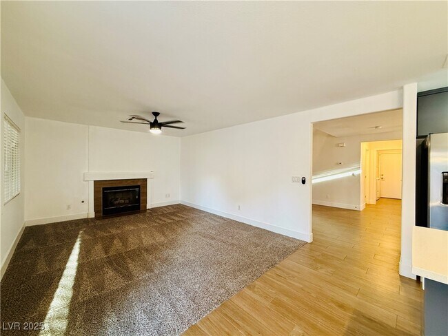 Building Photo - 1745 Mexican Poppy St