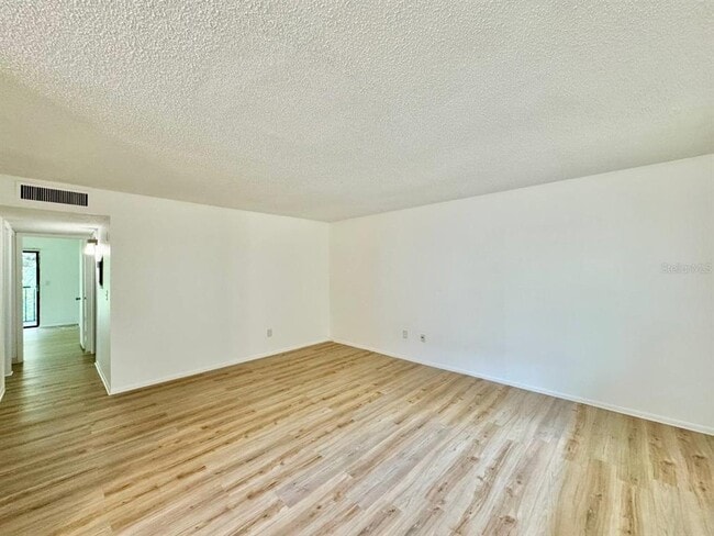 Building Photo - 11703 Raintree Village Blvd