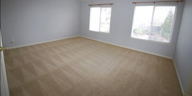 Building Photo - 5015 Sagan Ct