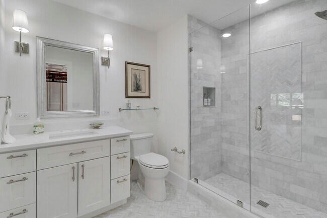 Building Photo - 13760 Sand Crane Dr