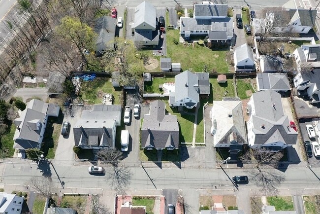 Building Photo - 24 Quincy St