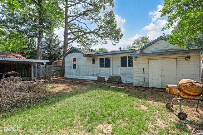 Building Photo - 1137 Schex Dr