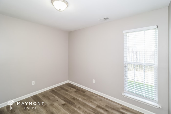 Building Photo - 7332 Pecan Meadow Dr W