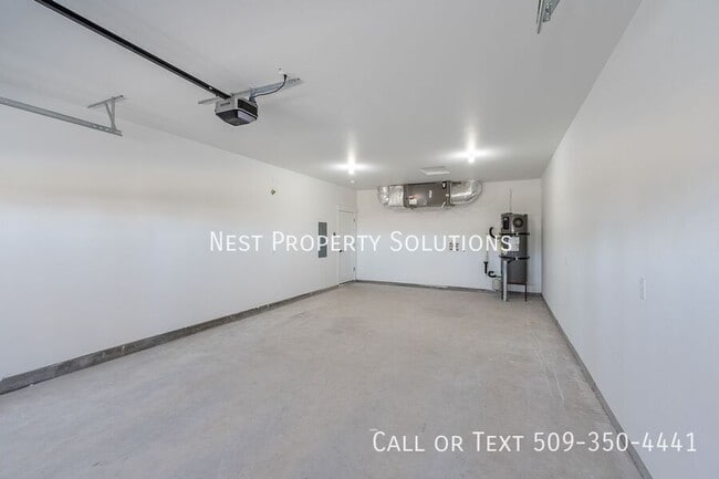 Building Photo - 1213 NE Nanto-B