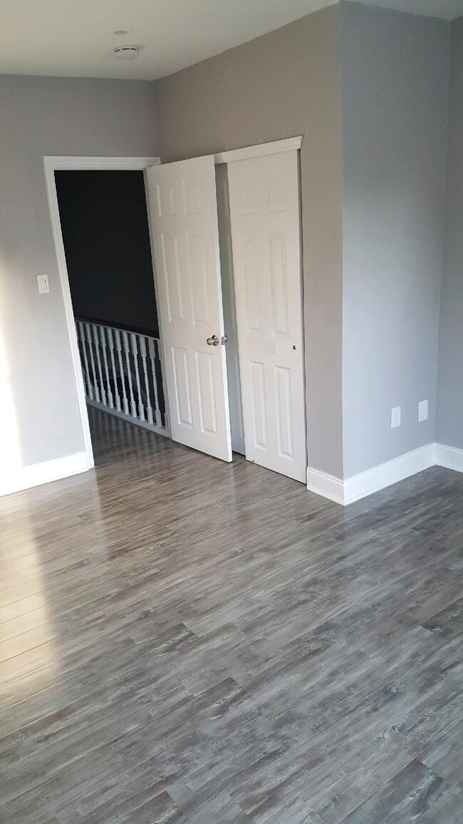 Bedroom - 1267 Park Blvd