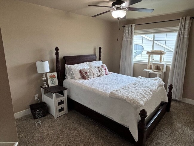 Building Photo - Beautiful West End Home