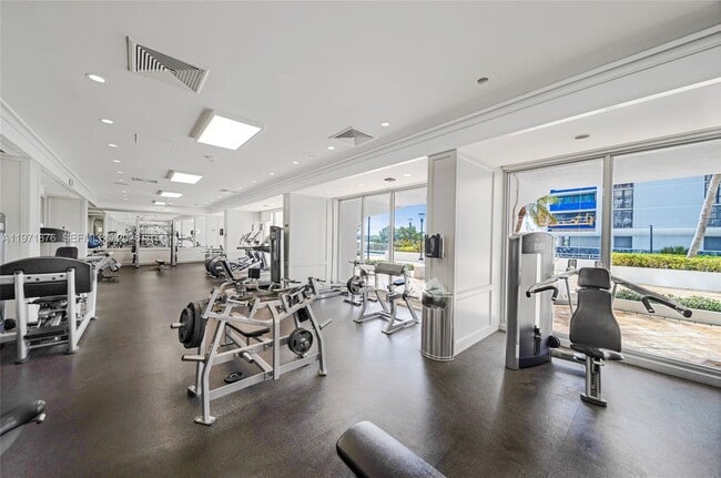 Building Photo - 11 Island Ave