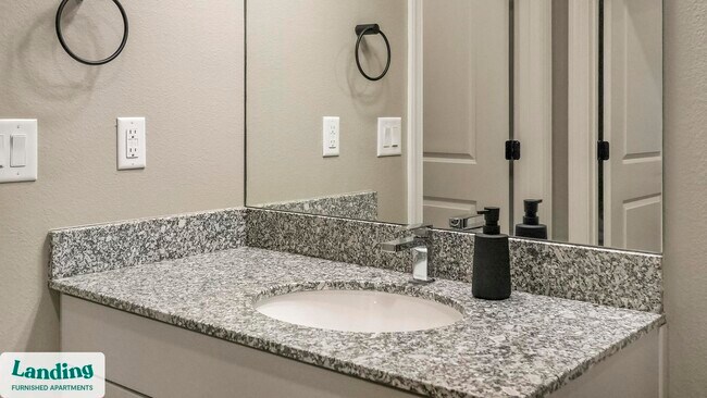 Building Photo - 3050 Steeple Cir