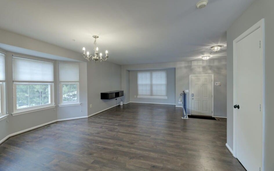 Large living/family Room - 6942 Malachite Pl