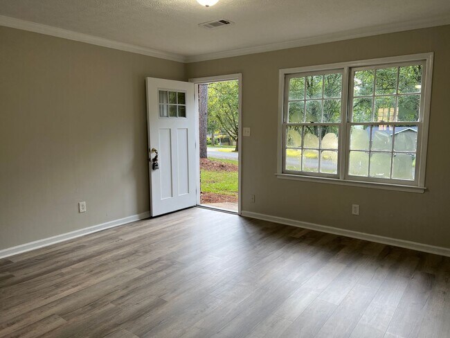 Building Photo - 8152/8156 Misty Lane