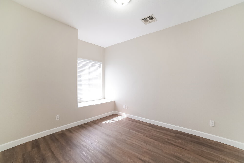 Building Photo - 947 S Tucana Ln
