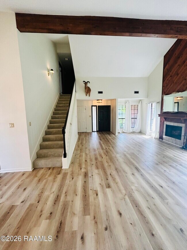 Building Photo - 604 Briargate Cir