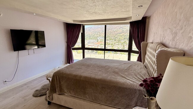 Building Photo - 222 Monterey Rd