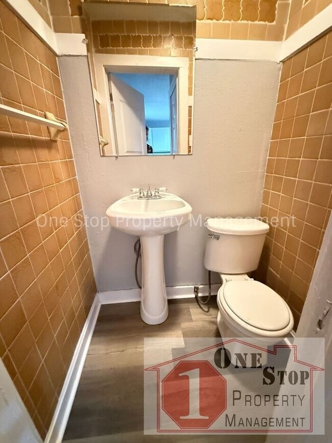 Building Photo - Beautiful 4 Bedroom 3 Bathroom Home in Kan...