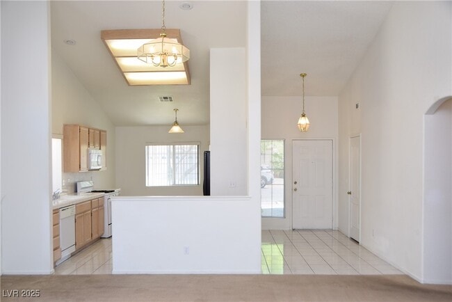 Building Photo - 5453 Desert Valley Dr