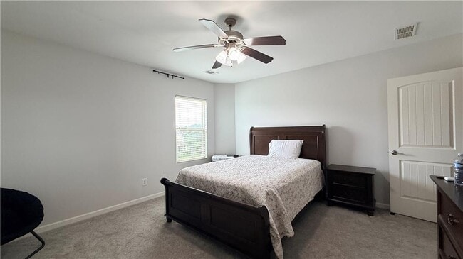 Building Photo - 1810 Kingsbridge Ct