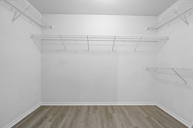 Building Photo - 6727 High Stone Ln