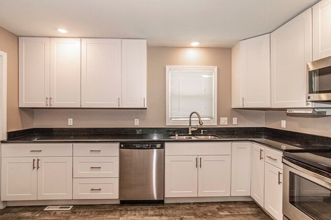 Building Photo - Please View 3D Virtual Walk-Through Before Scheduling a Showing