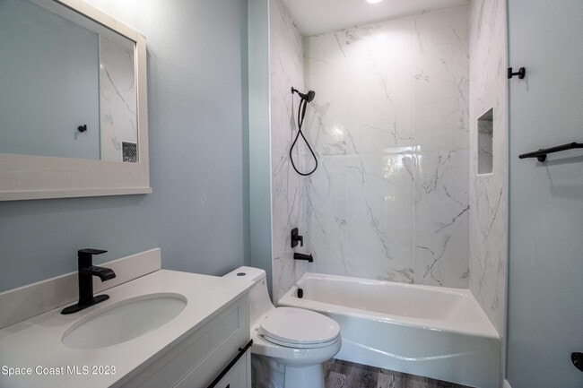 Building Photo - 2106 Madden Ave