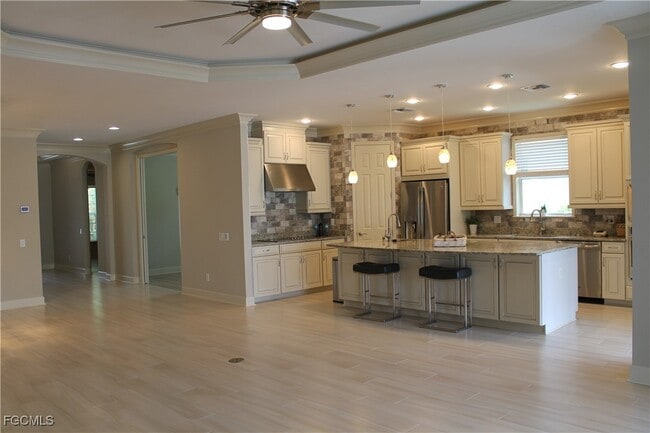 Building Photo - 2736 Lambay Ct