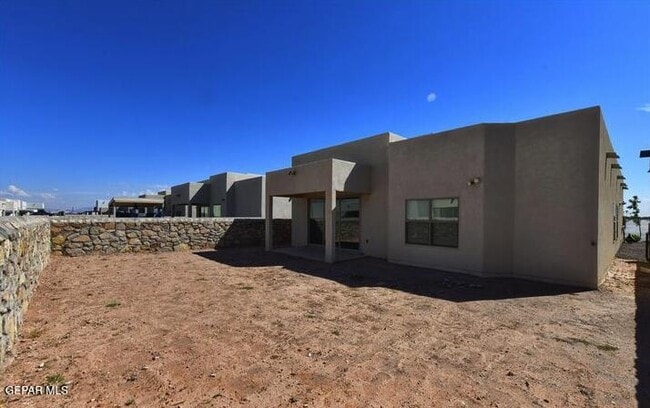 Building Photo - 51073 Sand Verbena Ave