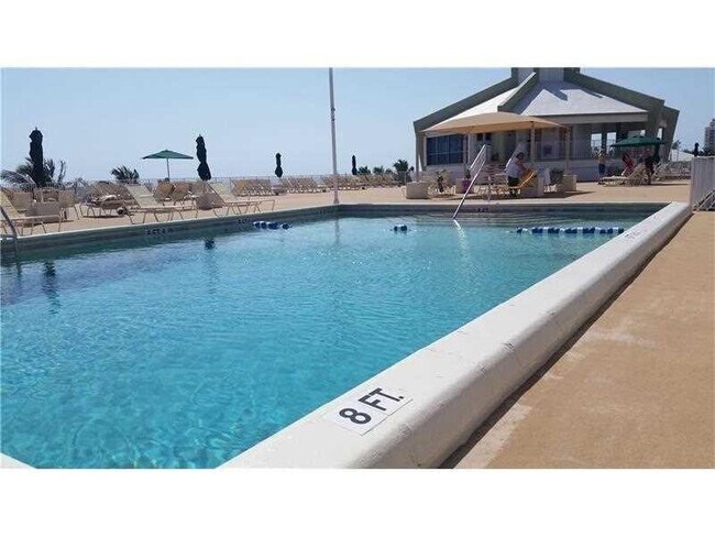 Building Photo - 111 Briny Ave