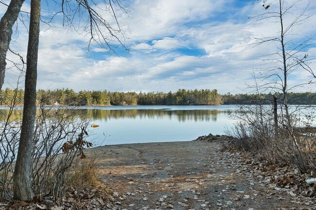 Building Photo - 6 Abbott Ln