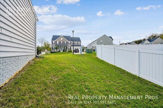 Building Photo - 105 Driscoll Ln