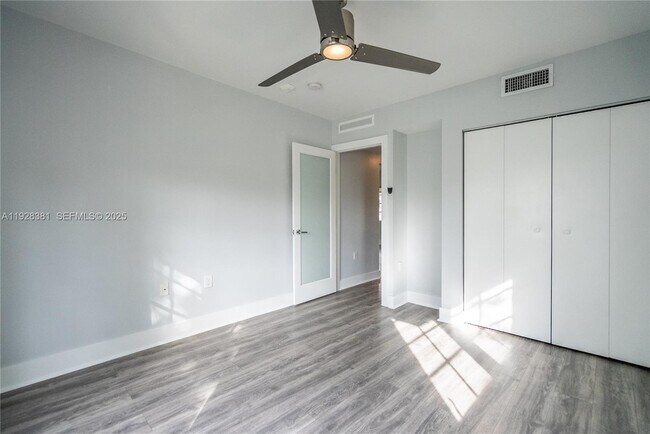 Building Photo - 331 85th St