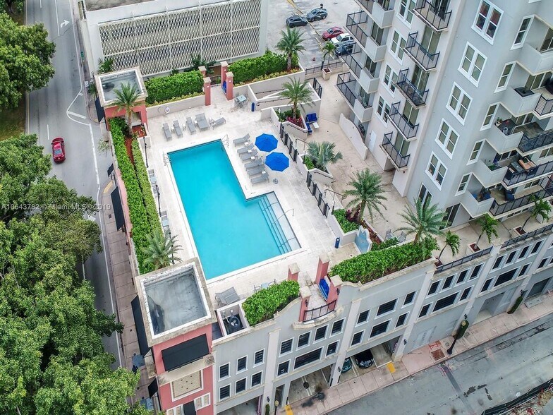 Building Photo - 4100 Salzedo St