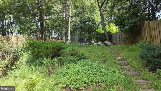 Building Photo - 16549 Sioux Ln