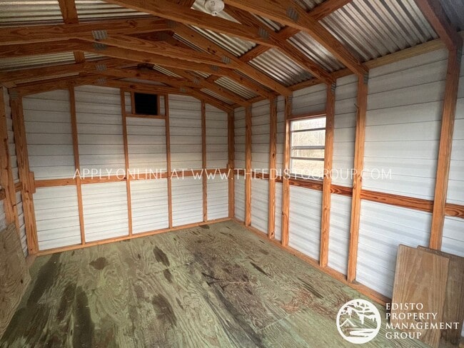 Building Photo - Charming 3-Bed, 2-Bath Country Home on 1.2 Acres – Near Bamberg & Orangeburg