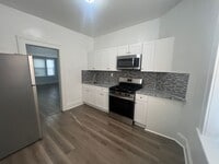 Building Photo - 11 Ampere Plaza