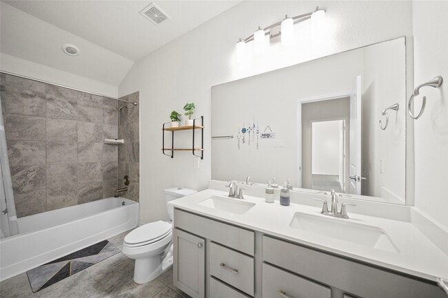 Building Photo - 5815 River Timber Trl