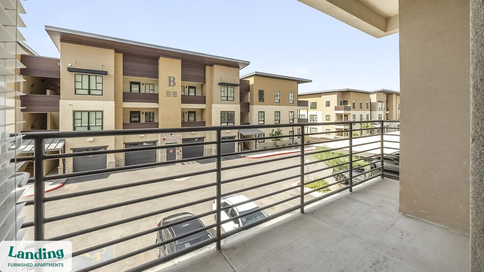 Building Photo - 2445 Estrella Pkwy