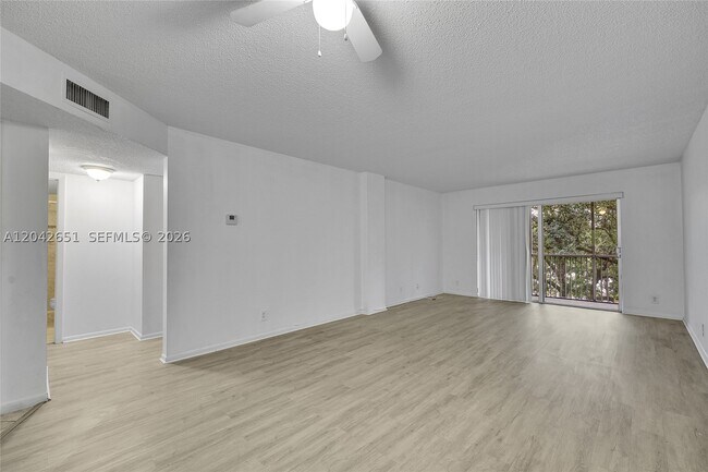 Building Photo - 1200 NW 87th Ave